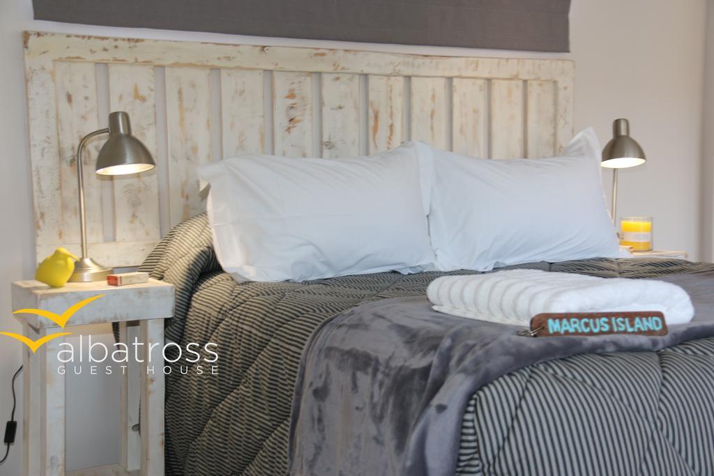 Albatross Guesthouse Langebaan Exterior foto