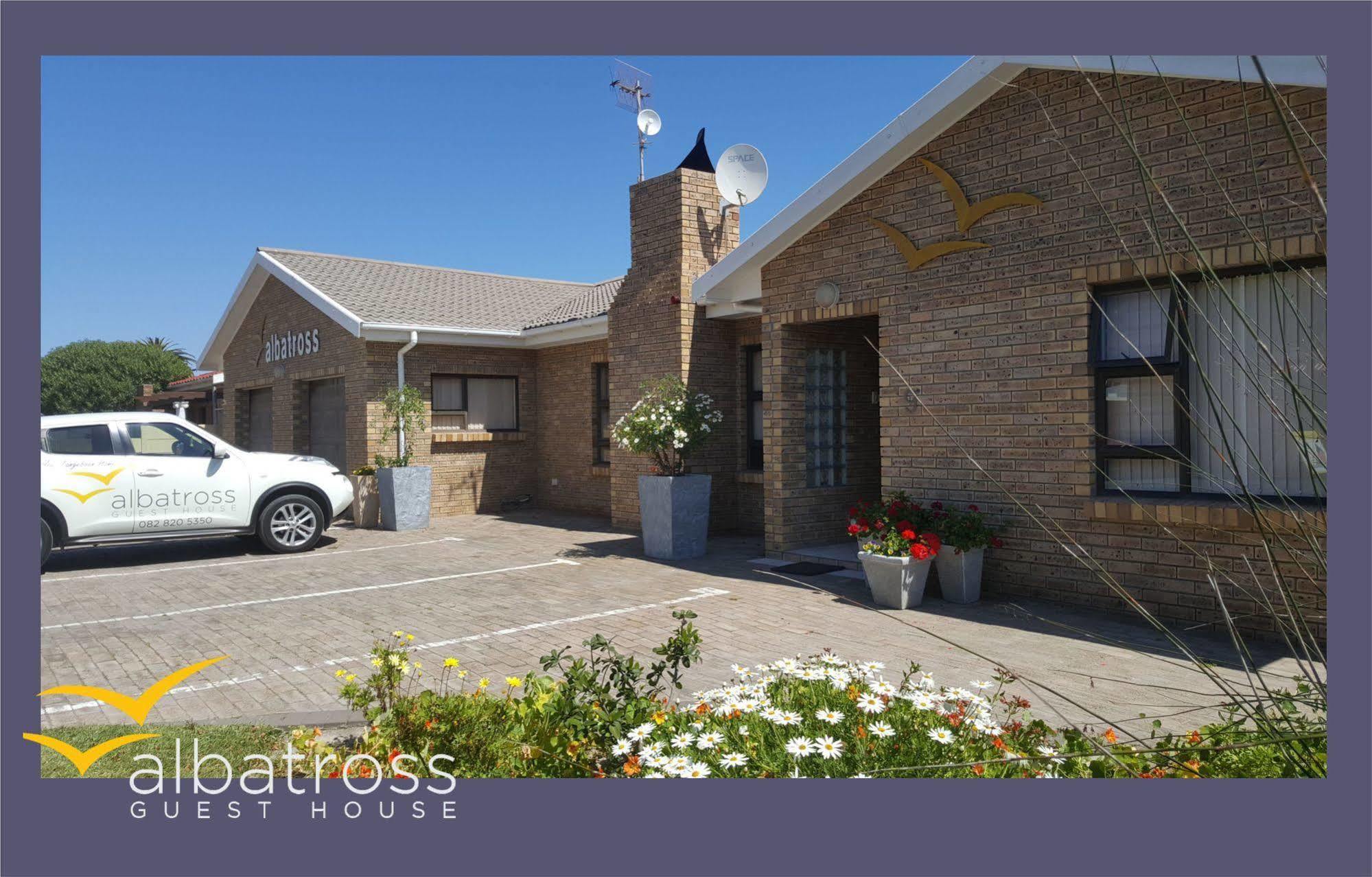 Albatross Guesthouse Langebaan Exterior foto